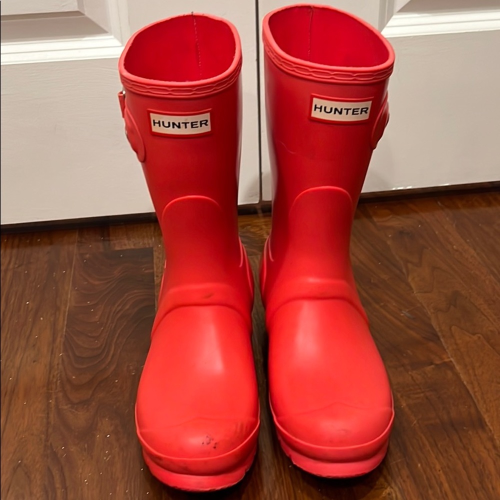 Hunter rainboots size 7 US